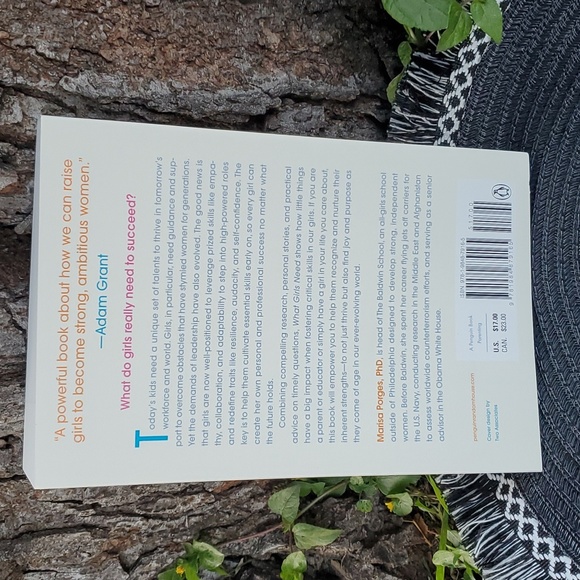 ✨️ What Girls Need - Picture 2 of 7